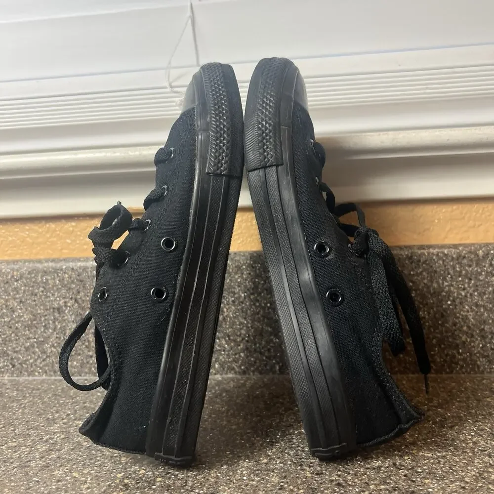 Converse All Star Kids Youth Sz 2 All Black Canvas Sneaker Lace Up Low Top Shoes